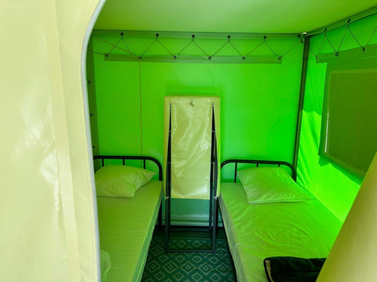 Hotel Les Eychecadous Artigat Exteriér fotografie